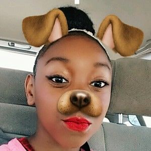 Meet your Posher, Janelle